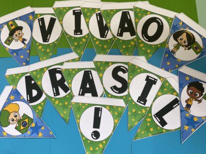 BANDEIRINHAS DECORATIVAS - VIVA O BRASIL!