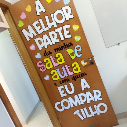 DECORAÇÃO DE PORTA