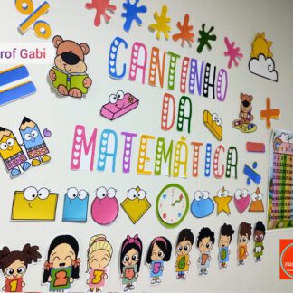 Painel Cantinho da Matemática
