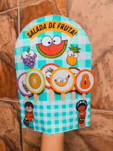 História na luva: Salada de Fruta