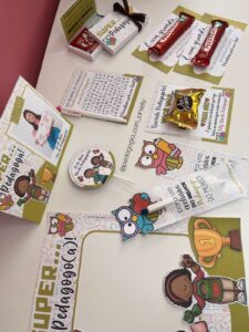 ARQUIVOS – KIT COM LEMBRANCINHA DIA DO PEDAGOGO(A)