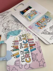 ARQUIVO – MALETINHA DE PINTURA