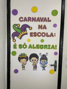 CARNAVAL NA ESCOLA: É SÓ ALEGRIA!