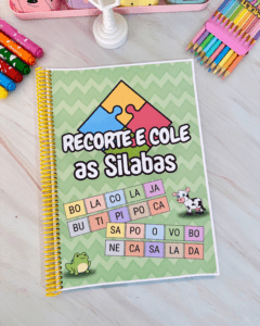RECORTE E COLE AS SÍLABAS