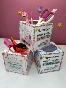 ARQUIVO – PORTA LÁPIS DIA DOS PROFESSORES