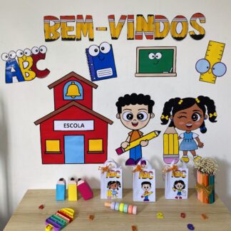 Bolsa Interativa de Volta às Aulas em PDF, Material Didático, Atividades Escolares, Recursos Educativos, Kit Escolar, Volta às Aulas, Organização Escolar, Materiais para Professores, Atividades Interativas, Ensino Divertido, painel de volta às aulas, painel volta às aulas para imprimir, painel de boas vindas educação infantil, painel de boas vindas para escola para imprimir, painel de boas vindas para escola pdf