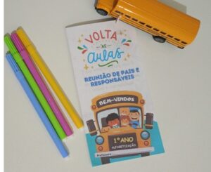 Folder Volta às Aulas 2025