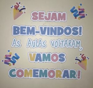 Painel Volta às Aulas 2025