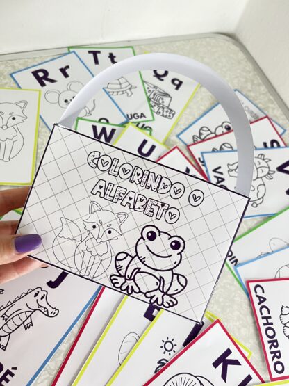 COLORINDO O ALFABETO - Aprender Letras Nunca Foi Tão Divertido! - Image 2