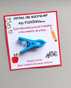 Cartão movimento da pinça
