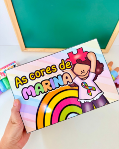 Livro na Caixa “As Cores de Marina”