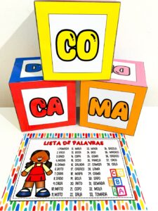 ✨ Kit Dado das Sílabas ✨ para trabalhar leitura e escrita de palavras com crianças da Educação Infantil e das séries iniciais do Ensino Fundamental.