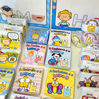 Combo Super Kits Histórias na Caixa e Cartazes Letras do Alfabeto