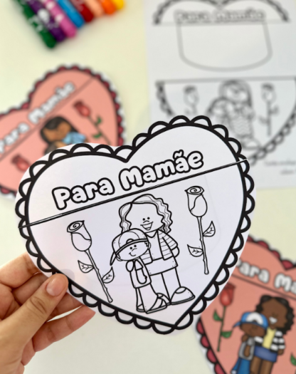 💌 Cartão Envelope Coração – Dia das Mães / Quem cuida de mim (Colorida e Para Colorir)  - Image 4