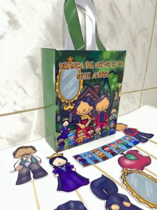 Sacola literária Branca de Neve e os 7 anões