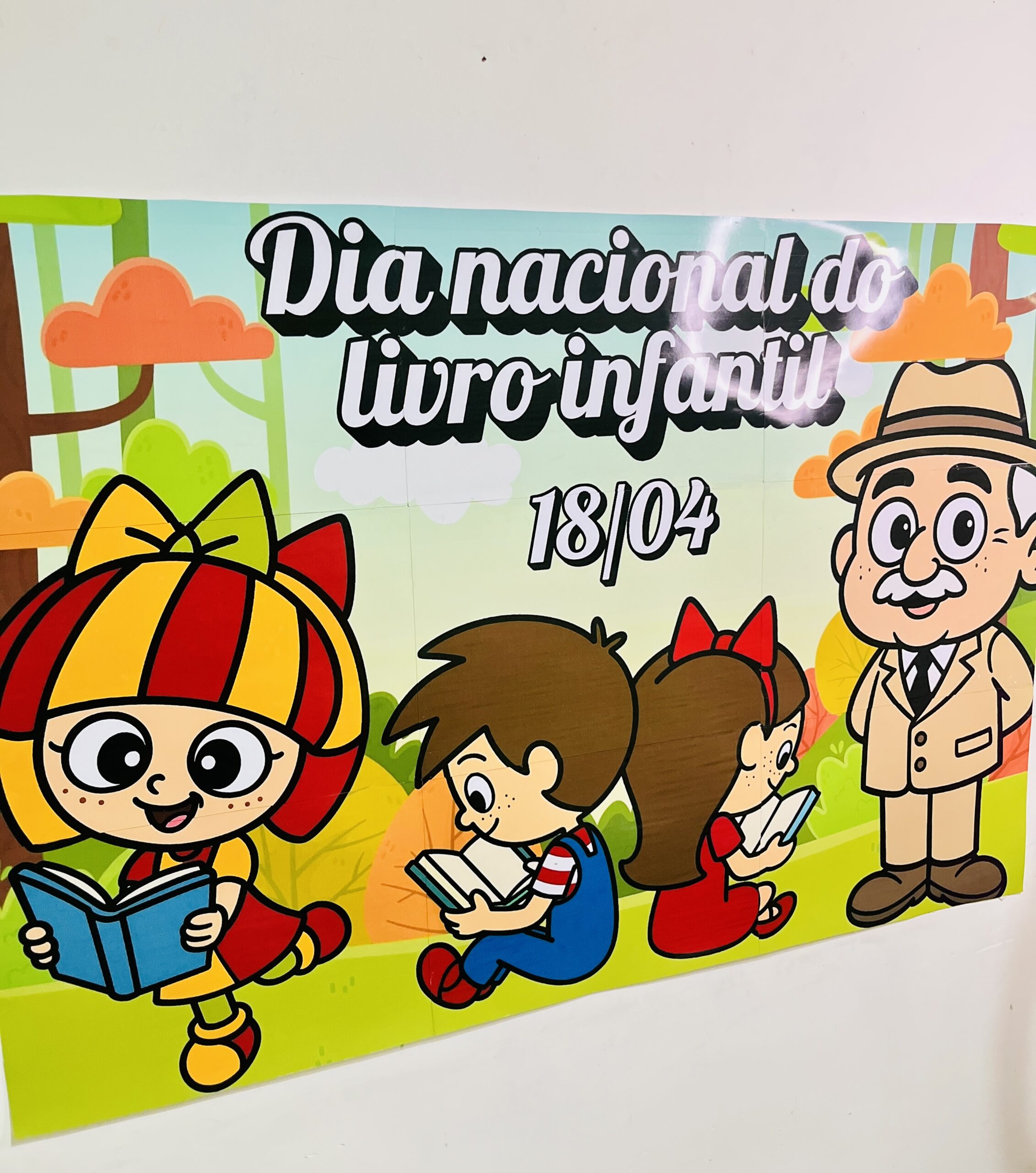 "Painel Dia do Livro infantil" "Decoração Dia do Livro infantil" "Mural Dia do Livro infantil" "Painel de Ideias Dia do Livro infantil" "Modelos de painel Dia do Livro infantil" "Painel decorativo Dia do Livro infantil" "Painel Dia do Livro educação infantil" "Painel Dia do Livro ensino fundamental" "Painel Dia do Livro infantil sala de aula" "Painel Dia do Livro infantil criativo" "Painel Dia do Livro infantil com personagens" "Painel Dia do Livro infantil com frases" "Painel Dia do Livro infantil Simples" "Painel Dia do Livro infantil colorido"