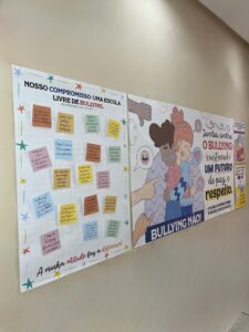 ARQUIVOS – PAINÉIS INTERATIVOS COMBATE AO BULLYING E VIOLÊNCIA NA ESCOLA