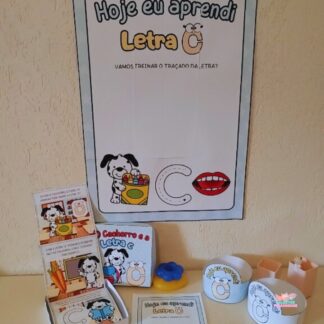 Kit História na Caixa e Cartaz Letra ``C´´