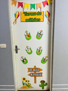 Painel de festa junina turma de milhões