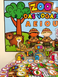 KIT ZOO DAS VOGAIS