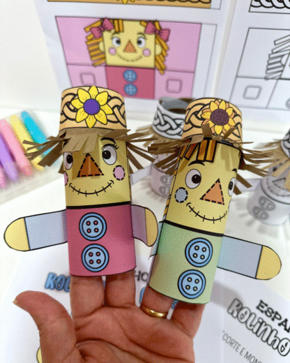 Espantalho no Rolinhos de papel higiênico para trabalhar o tema Festa Junina com crianças da Educação Infantil e séries iniciais do Ensino Fundamental - Imagem 2
