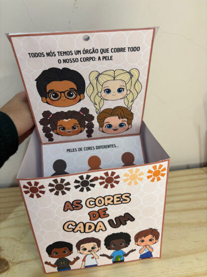 História na caixa As cores de cada um - Imagem 4