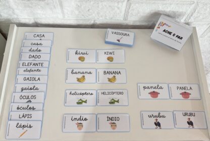 Ache o par (letra de forma e letra cursiva)