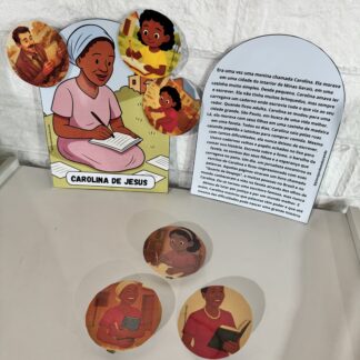 Luva de história- Carolina de Jesus