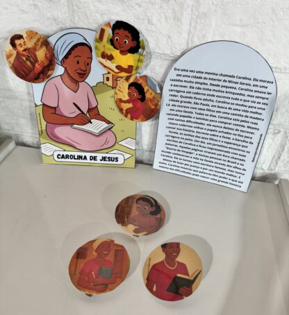 Luva de história- Carolina de Jesus