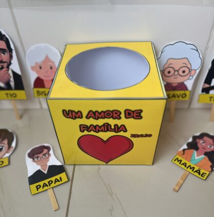 KIT DIA DA FAMÍLIA - PAINEL E CAIXINHA DE HISTÓRIA - Image 6