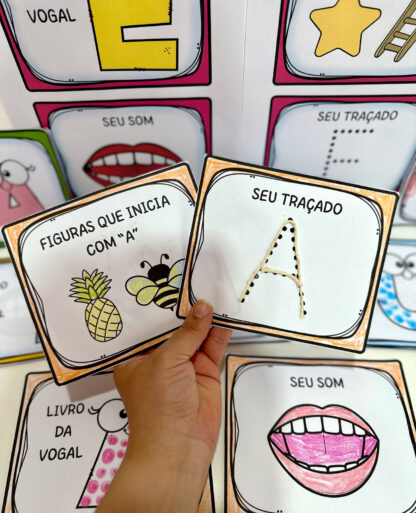 Livro das vogais - Image 4