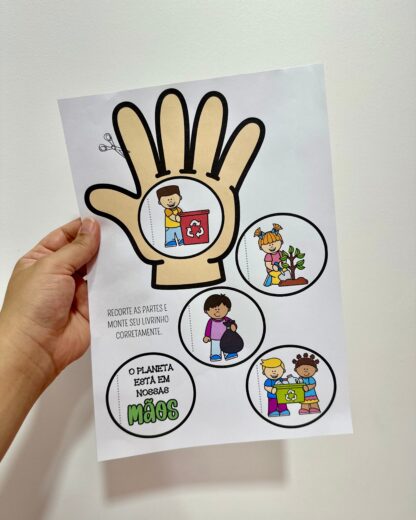 Livrinho “O Planeta está em nossas mãos” - Image 3