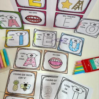 Livrinhos das Vogais – Para Colorir e se Encantar!