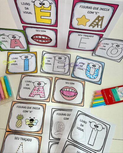 Livrinhos das Vogais – Para Colorir e se Encantar!