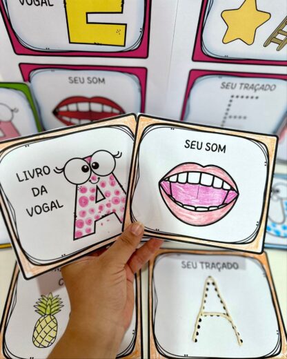 Livrinhos das Vogais – Para Colorir e se Encantar! - Image 8
