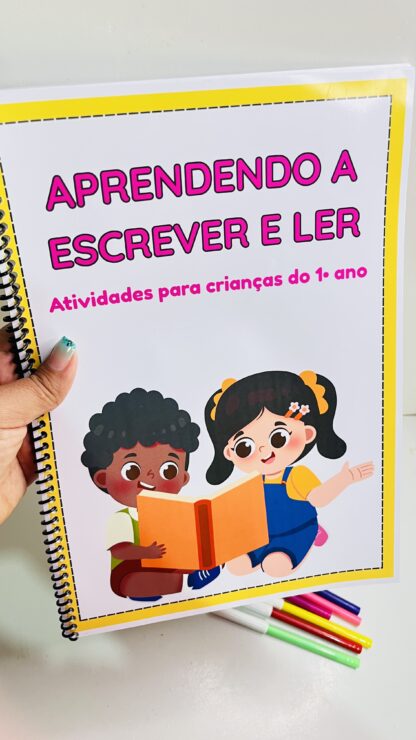 Aprendendo a Escrever e Ler - Apostila para o 1° ano