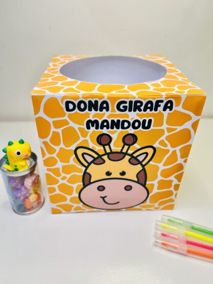 Dona Girafa Mandou: Acolhida Afetuosa! - Imagem 2