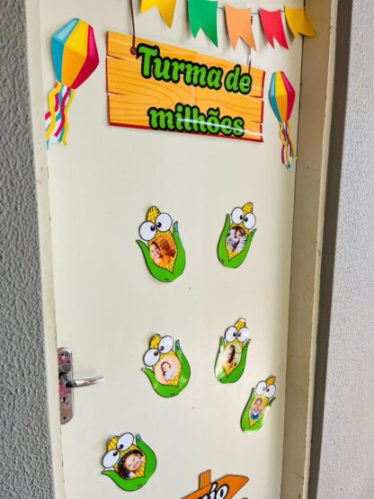 Painel junino de porta: Turma de Milhões no Arraiá!   - Imagem 6