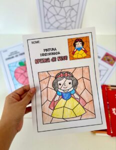 Atividades de Pintura Direcionada – Tema: Branca de Neve