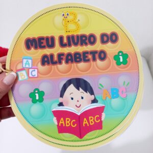 Meu Livro Interativo do Alfabeto – A a Z