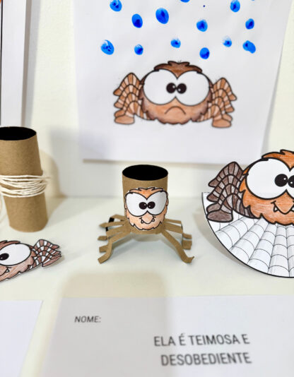 Kit de atividades de artes Dona Aranha - Imagem 5