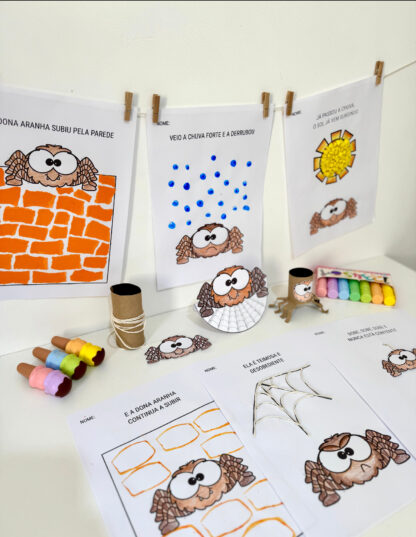 Kit de atividades de artes Dona Aranha