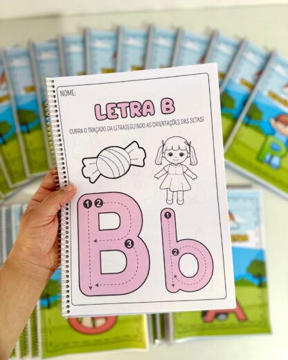 KIT COM 26 APOSTILAS DE ATIVIDADES PARA TRABALHAR AS LETRAS DO ALFABETO - Imagem 3