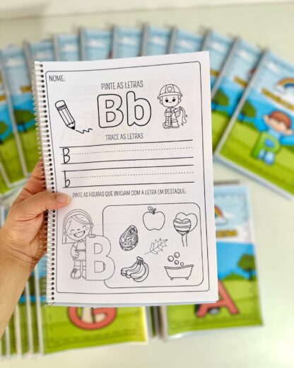 KIT COM 26 APOSTILAS DE ATIVIDADES PARA TRABALHAR AS LETRAS DO ALFABETO - Imagem 4