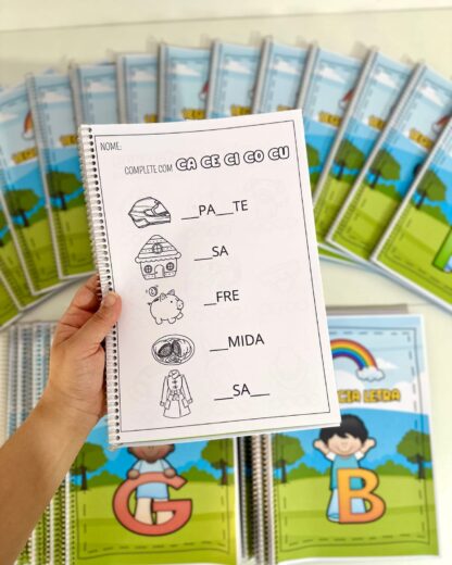 KIT COM 26 APOSTILAS DE ATIVIDADES PARA TRABALHAR AS LETRAS DO ALFABETO - Imagem 6