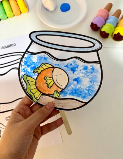 Atividade Peixe no Aquário