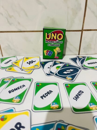 Uno das palavras simples e complexas- BOBBIE GOODS
