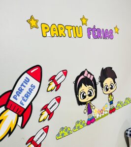KIT FÉRIAS – PAINEL E LEMBRANCINHAS