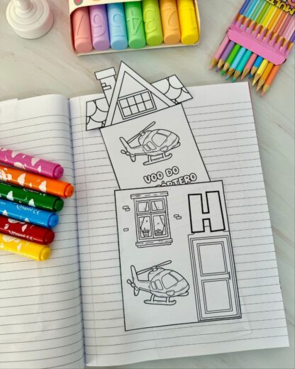 Casinhas do Alfabeto com Textos Rimados e Casinha Interativa - Imagem 3