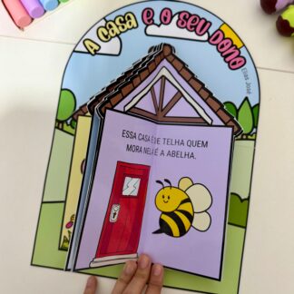 Luva interativa com o Poema: A Casa e o seu dono